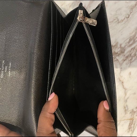 Louis Vuitton Sarah Epi Leather Wallet - Picture 7 of 9